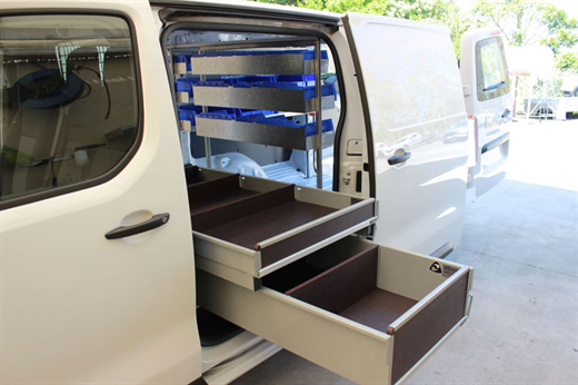 Van2
